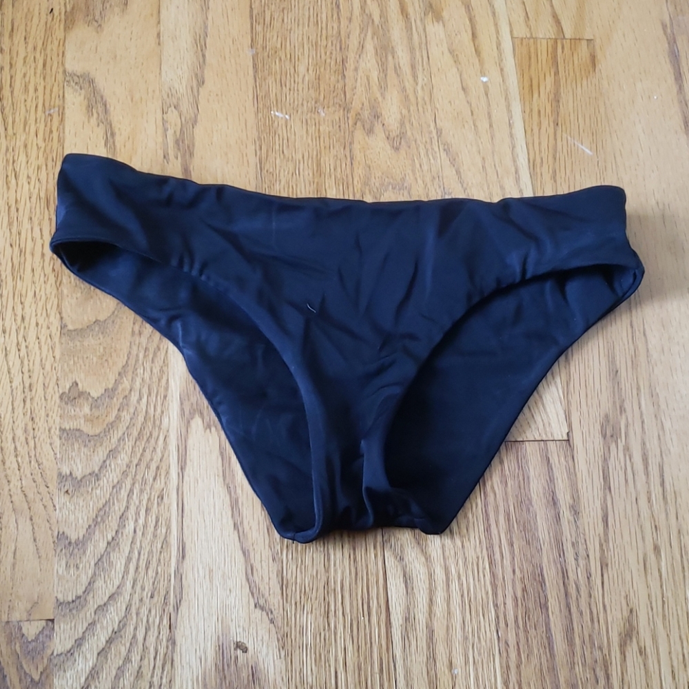 NWOT Victorias Secret bikini bottoms